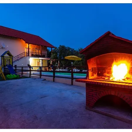 公寓 Holiday Home Vesna *
