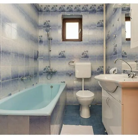 Holiday Home Vesna * 扎达尔