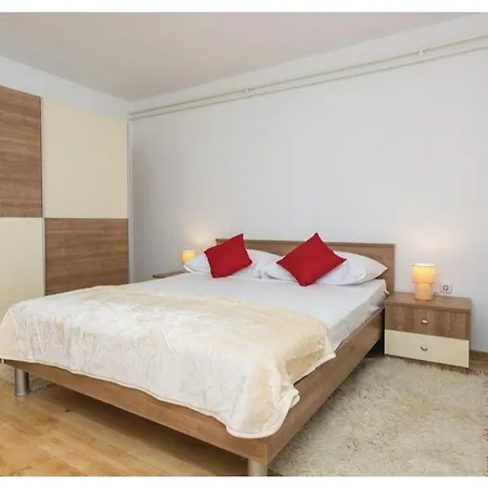 Holiday Home Vesna *